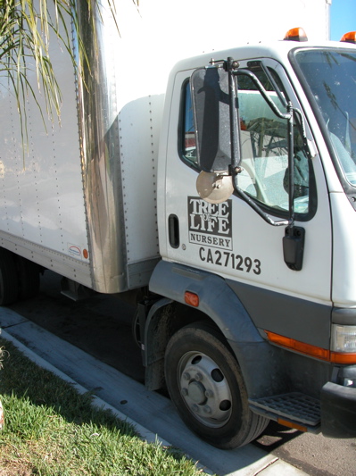 delivery truck image