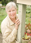 Lucy Warren Head Shot